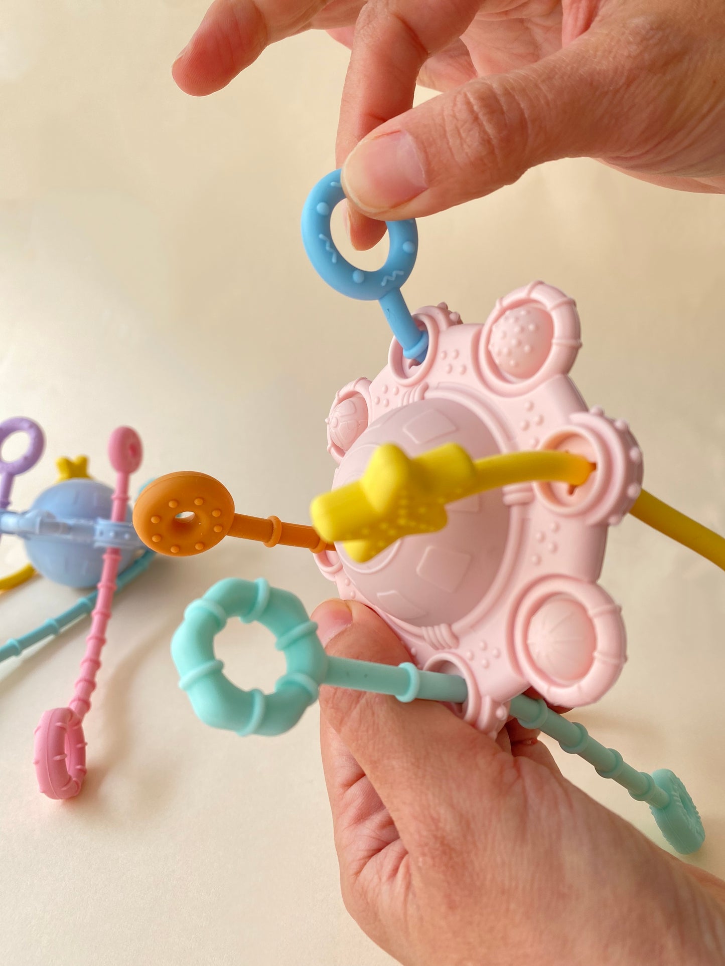 Silicone Pull String Toy