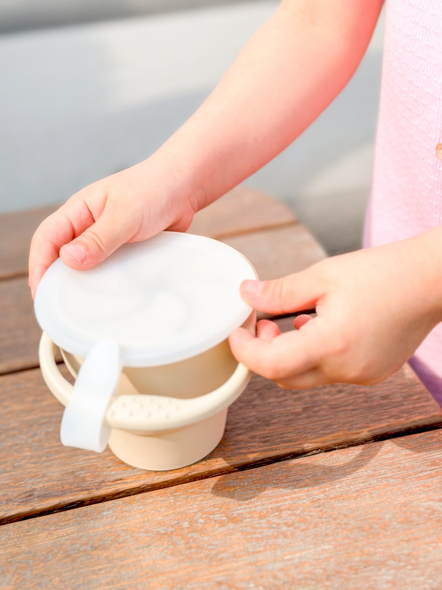 COLLAPSIBLE SILICONE SNACK CUP